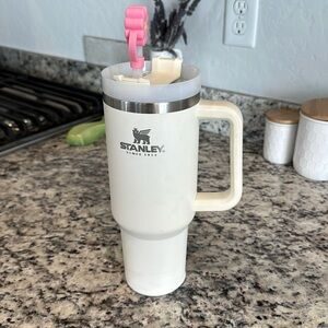 Cream 40oz Stanley Tumbler